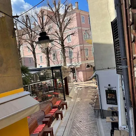 Old Town Center *